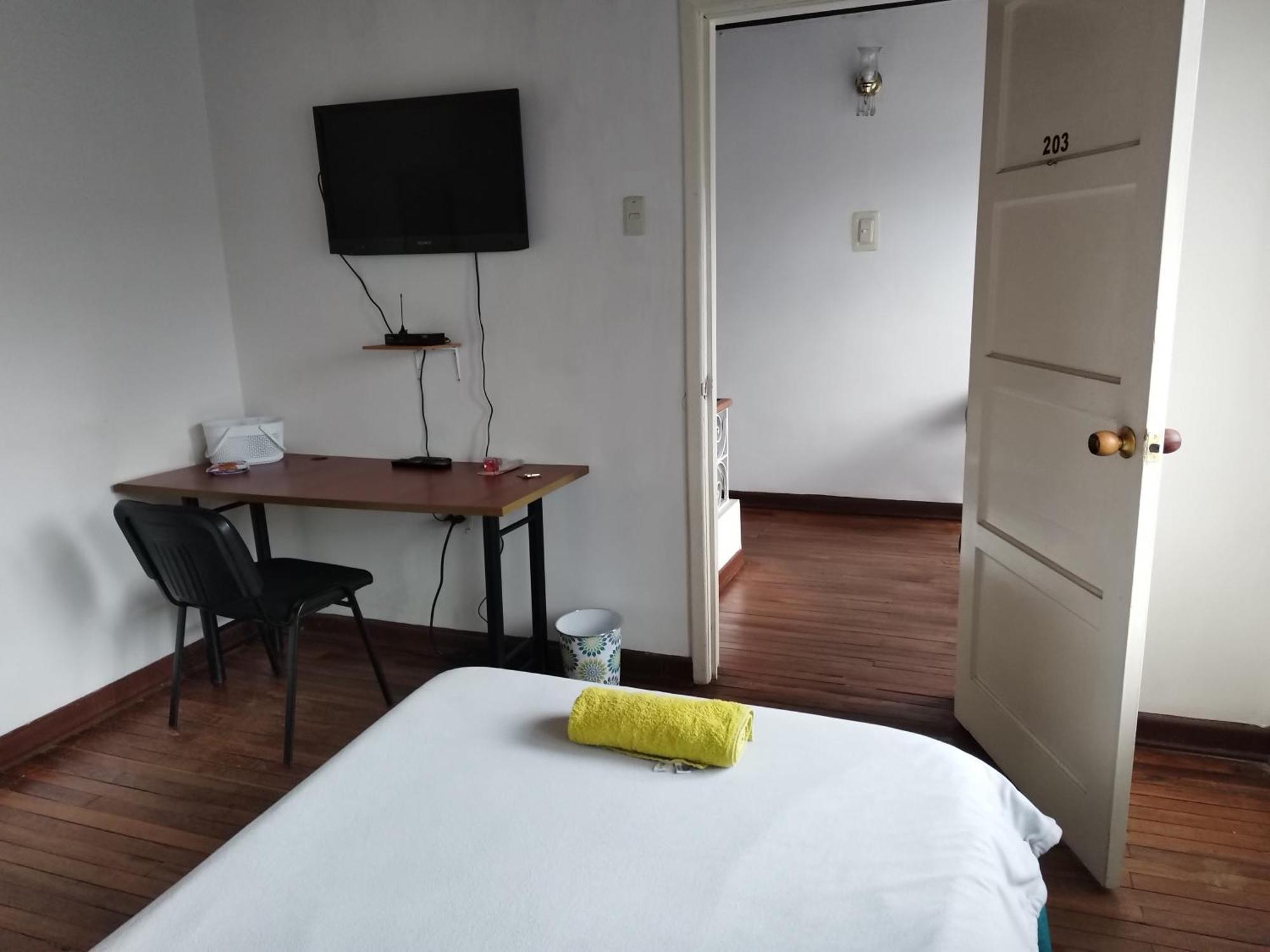 Casa En Bogota Ubicada En Zona Central Bagian luar foto